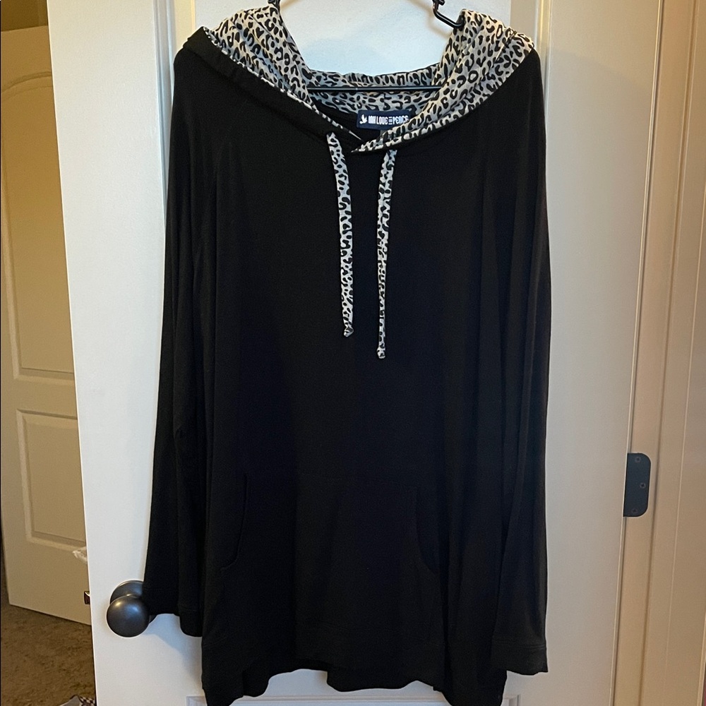 Chic Black Hoodie with Leopard Accents